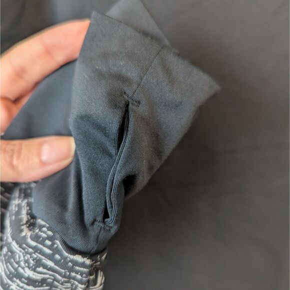 BCG Long Sleeve Athletic Top | Women’s Medium | BioViz 360 Reflective - Picture 3 of 6